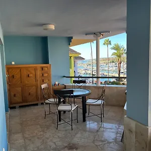 https://apt-apartamento-puerto-marina.1costadelsol.com
